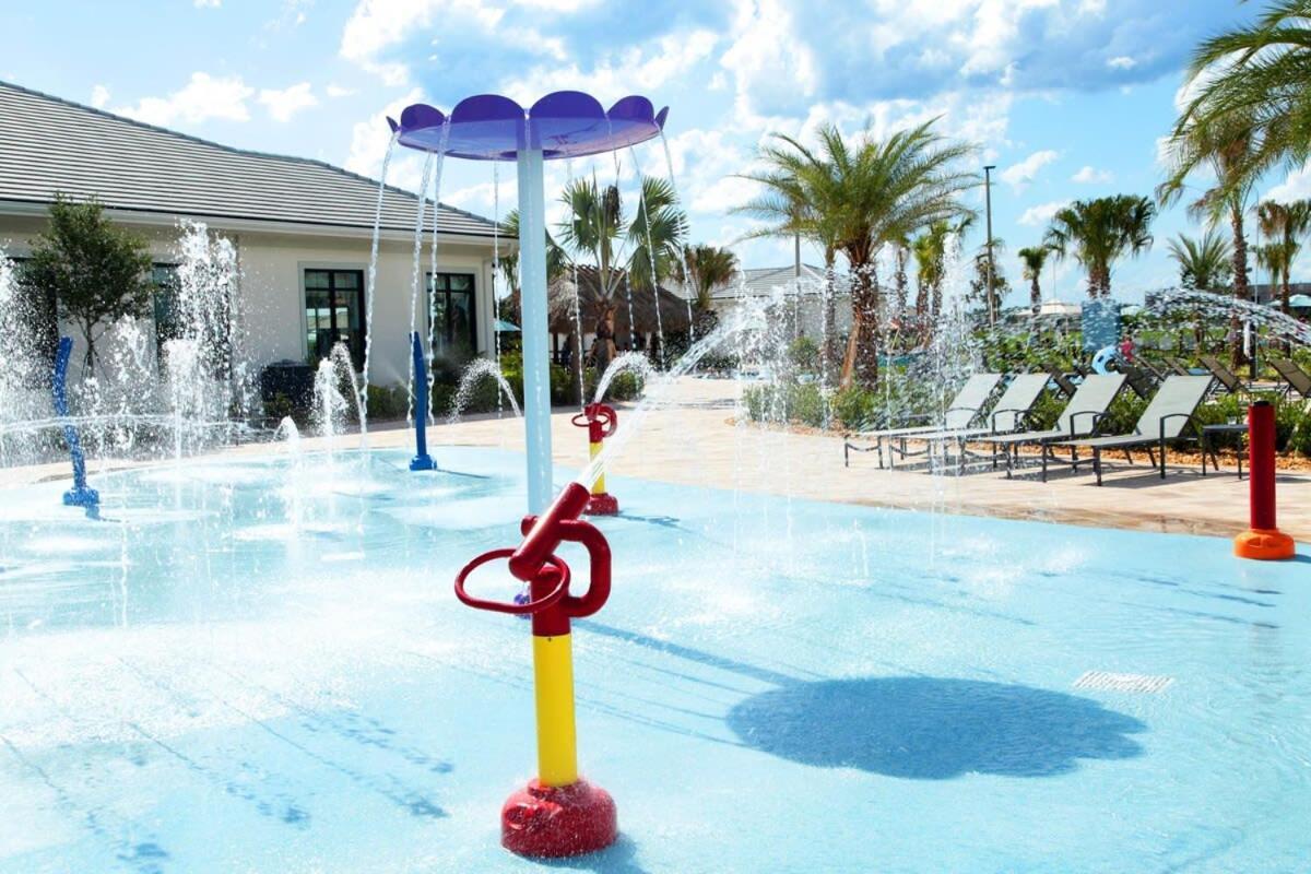 Wonderful 5 Bedroom W/ Pool Close To Disney 4801 キシミー エクステリア 写真