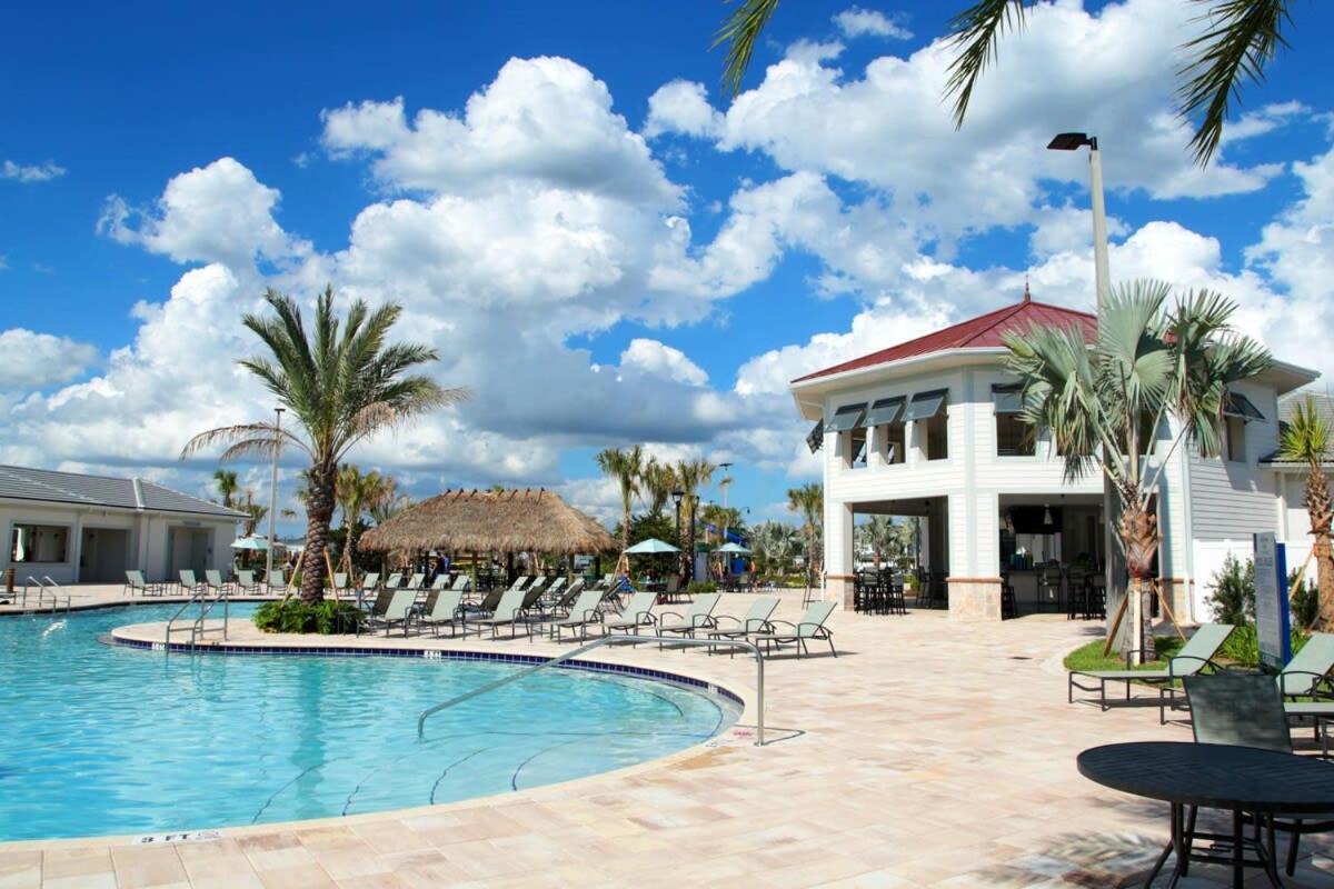 Wonderful 5 Bedroom W/ Pool Close To Disney 4801 キシミー エクステリア 写真
