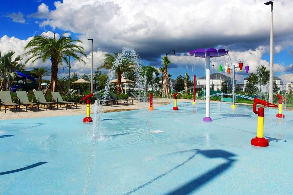 Wonderful 5 Bedroom W/ Pool Close To Disney 4801 キシミー エクステリア 写真