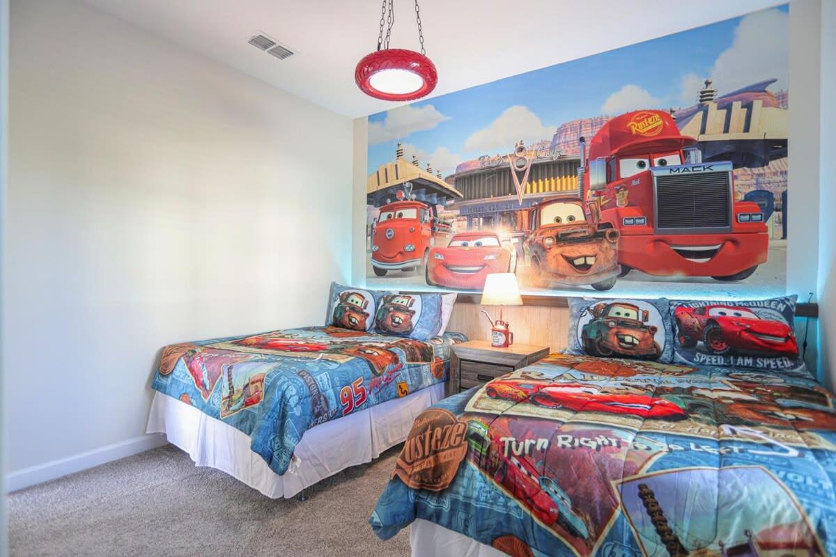 Wonderful 5 Bedroom W/ Pool Close To Disney 4801 キシミー エクステリア 写真